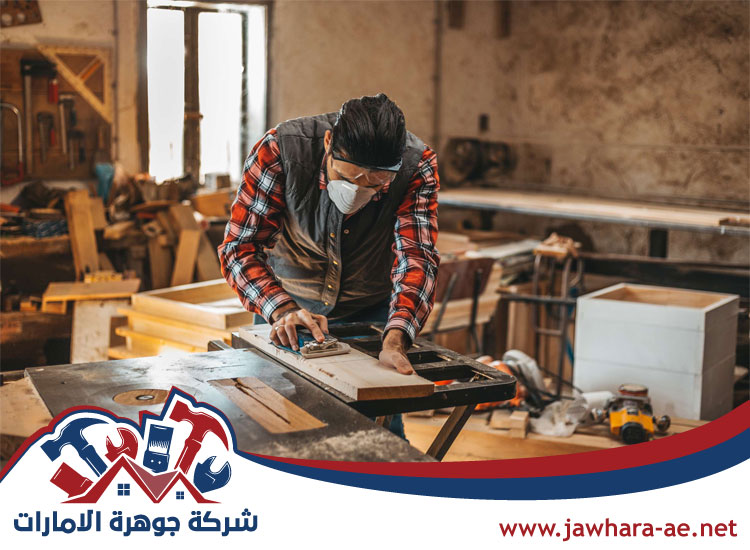 نجار تركيب ابواب خشب في عجمان